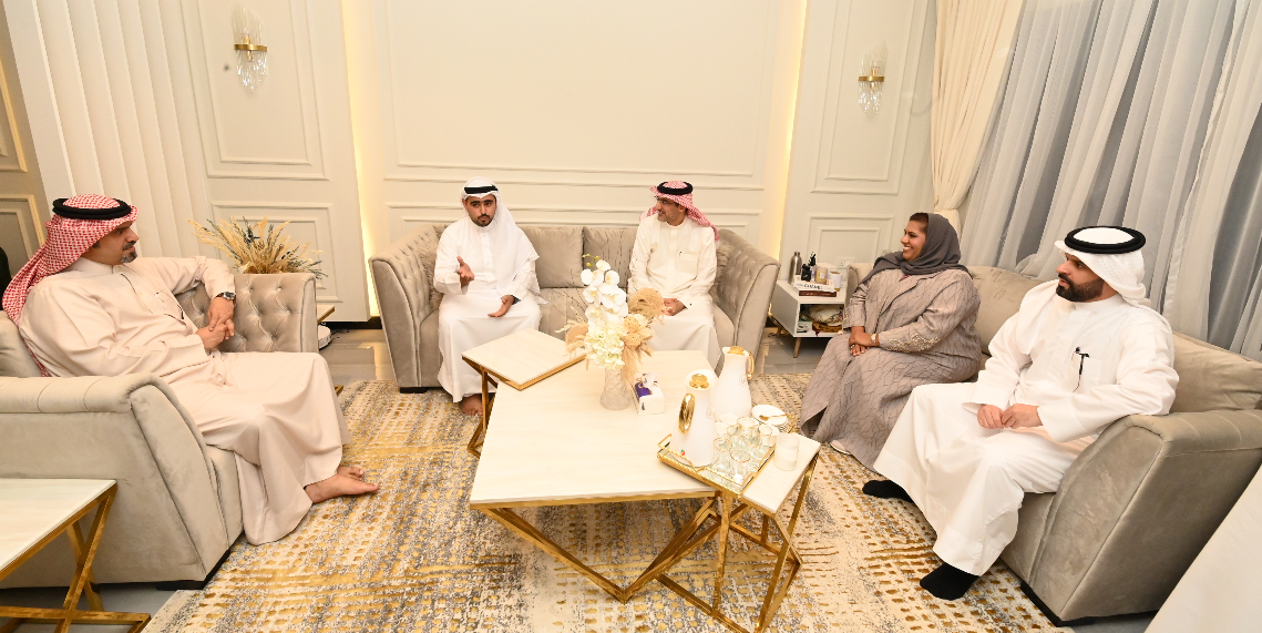 iGA Chief Executive Mohammed Al Qaed conducts site visit to inspect 2024 Household Income and Expenditure survey implementation.